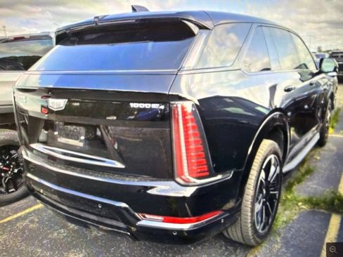 Used 2026 Cadillac Escalade IQ Sport 2 AWD/4WD image 4