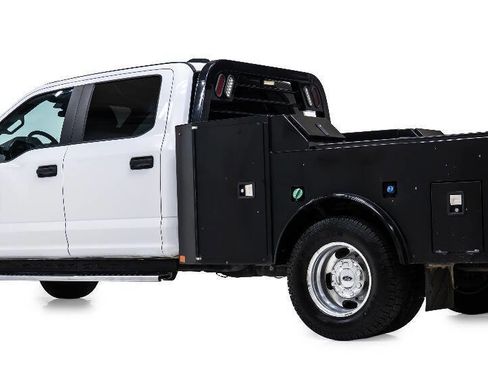 Used 2020 Ford F350 XL w/ STX Appearance Package image 4