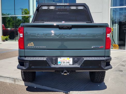 Used 2025 Chevrolet Silverado 1500 ZR2 w/ Technology Package AWD/4WD image 6