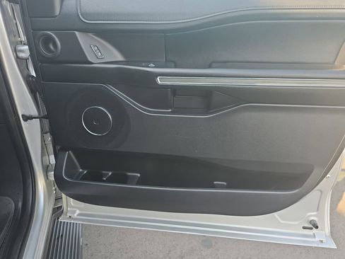 Used 2018 Ford Expedition XLT w/ Equipment Group 202A image 20