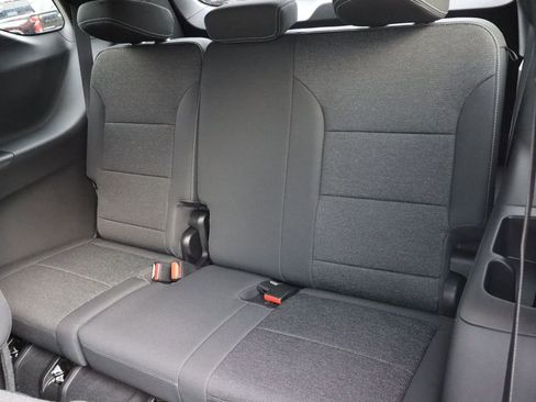 New 2026 Chevrolet Traverse LT w/ Midnight/Sport Edition image 23