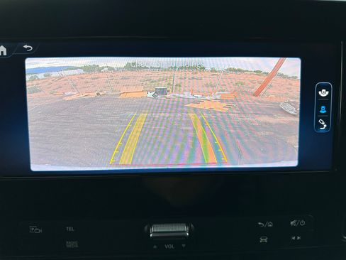 Used 2025 Mercedes-Benz Sprinter 2500 image 18