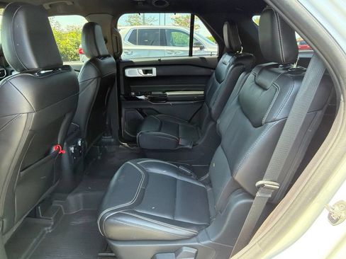 Used 2021 Ford Explorer ST w/ Equipment Group 401A AWD/4WD image 9