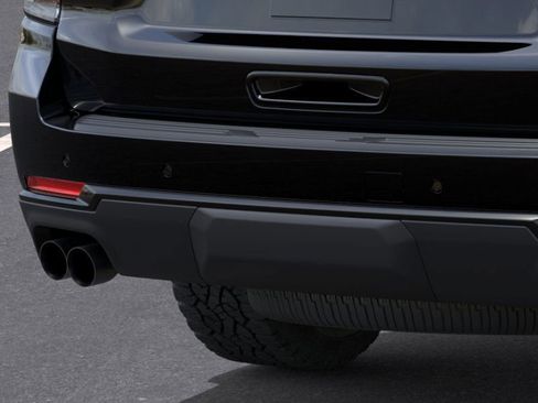 New 2026 Chevrolet Suburban Z71 image 14