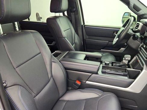 Used 2024 Toyota Sequoia Platinum AWD/4WD image 22