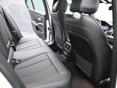 Used 2022 BMW 330i xDrive 330i xDrive w/ Premium Package 2 image 18