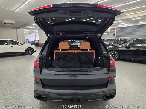 Used 2021 BMW X7 M50i AWD/4WD image 28