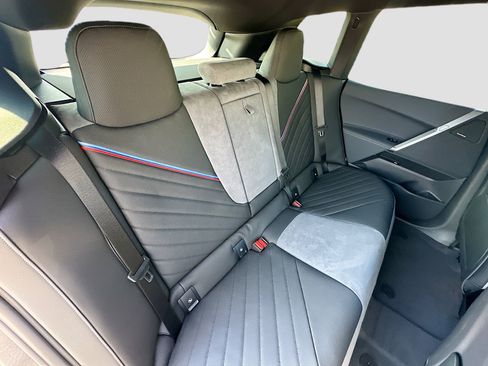 New 2026 BMW iX xDrive45 w/ M Sport Package image 21