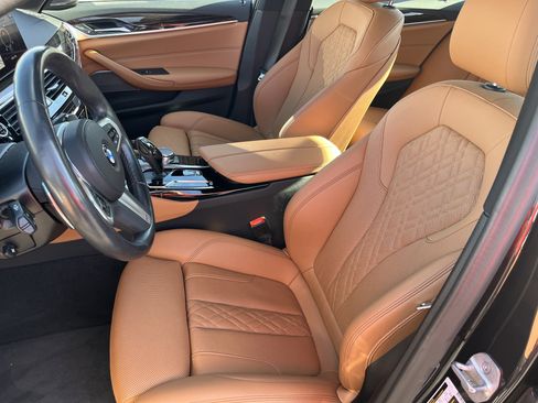 Used 2023 BMW 540i w/ M Sport Package image 17