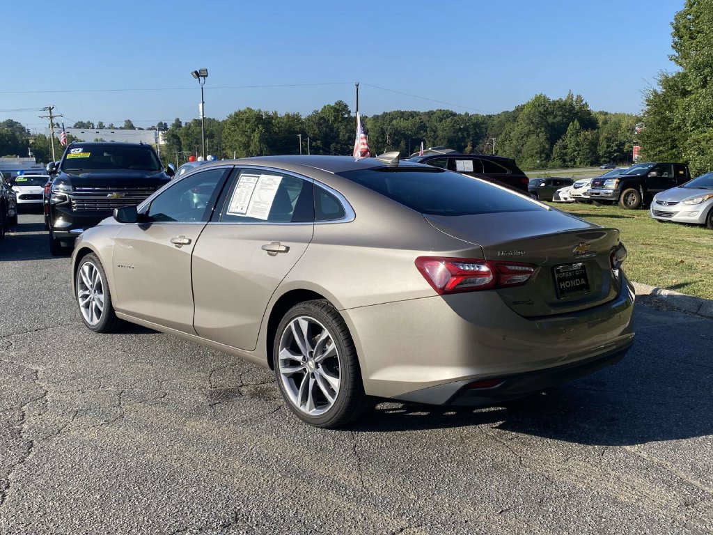 Used 2024 Chevrolet Malibu LT FWD image 3