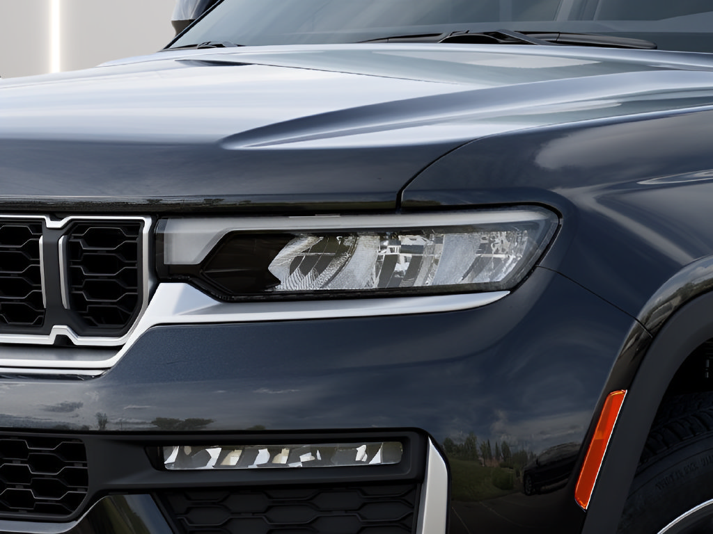 New 2026 Jeep Grand Cherokee Limited AWD/4WD image 11