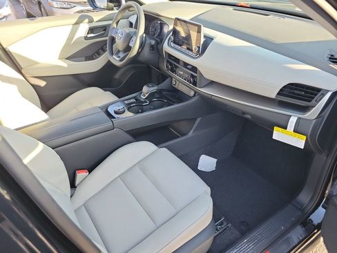 New 2026 Nissan Rogue Dark Armor AWD/4WD image 11