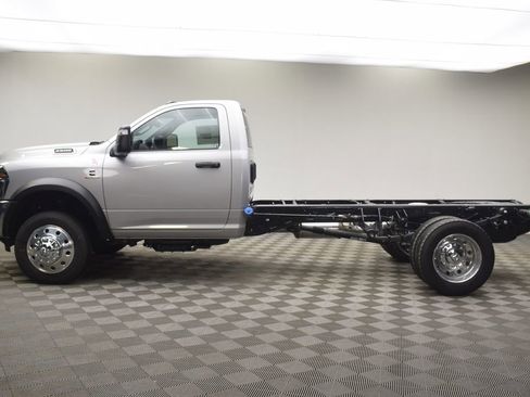 New 2026 RAM 5500 Tradesman image 14