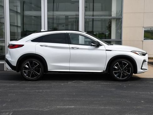 Used 2023 INFINITI QX55 Sensory w/ Lighting Package AWD/4WD image 7