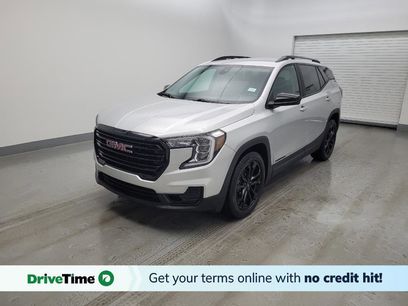 Used 2022 GMC Terrain SLE w/ Driver Convenience Package