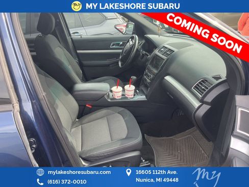Used 2016 Ford Explorer XLT w/ Equipment Group 201A AWD/4WD image 11