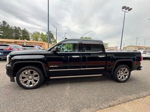 Used 2018 GMC Sierra 1500 Denali w/ Denali Ultimate Package AWD/4WD image 4