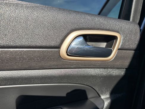 Used 2015 Jeep Grand Cherokee Altitude image 32