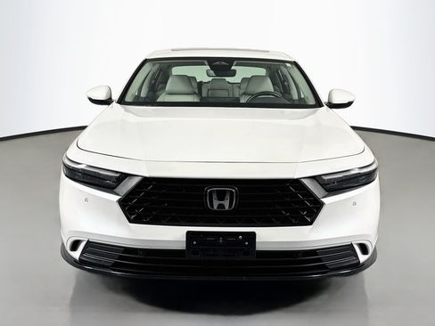 Certified 2024 Honda Accord EX-L image 2