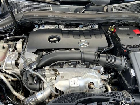 Used 2022 Mercedes-Benz GLA 250 image 30