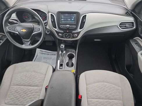 Used 2018 Chevrolet Equinox LT FWD image 9