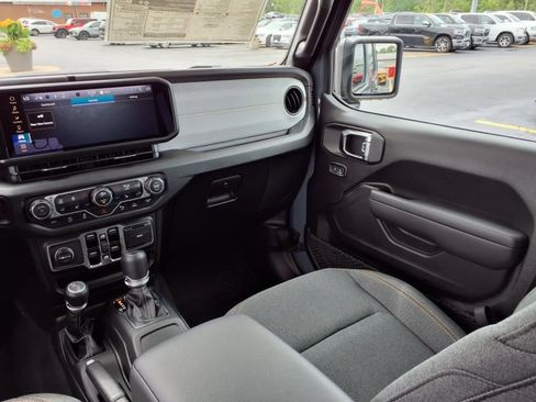 New 2025 Jeep Wrangler Sport S image 17