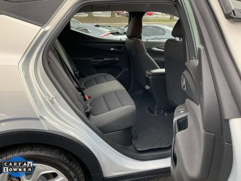 Used 2023 Chevrolet Bolt EUV LT image 46