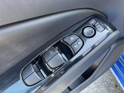 Used 2025 Nissan Altima 2.5 SR w/ SR Premium Package AWD/4WD image 16