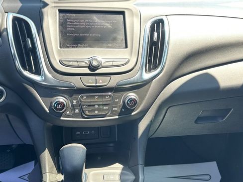 Used 2024 Chevrolet Equinox LT FWD image 11