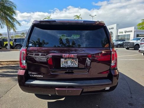 Used 2017 GMC Yukon SLT w/ Premium Edition image 4