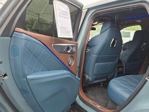 Used 2023 BMW XM AWD/4WD image 15