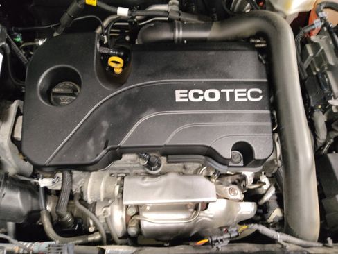 Used 2020 GMC Terrain SLE w/ Driver Convenience Package image 30