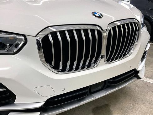 Used 2022 BMW X5 xDrive40i w/ Executive Package image 31