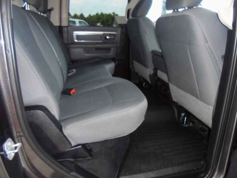 Used 2016 RAM 2500 SLT AWD/4WD image 9