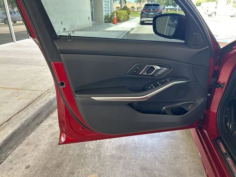 Used 2026 BMW 330i Sedan w/ M Sport Package RWD image 42