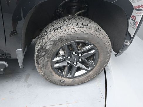 Used 2021 Chevrolet Silverado 1500 LT Trail Boss AWD/4WD image 11