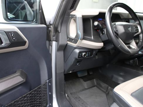 Used 2023 Ford Bronco Wildtrak AWD/4WD image 57