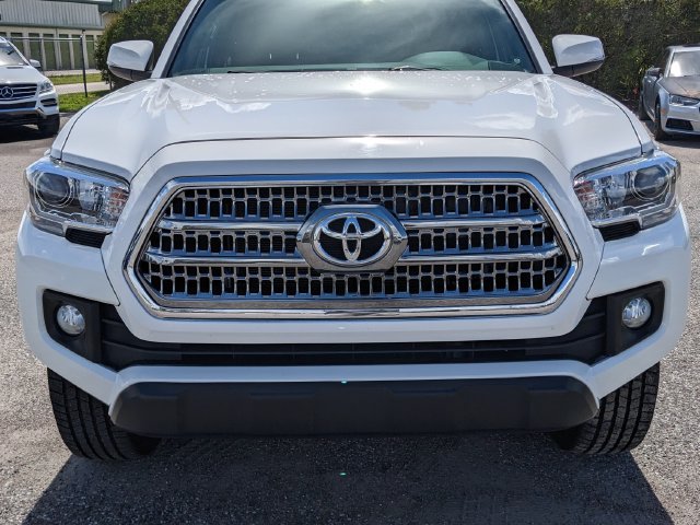 Used 2016 Toyota Tacoma TRD Off-Road w/ Towing Package AWD/4WD image 9