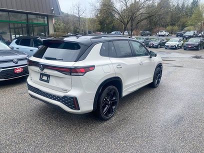 New 2026 Volkswagen Tiguan SE R-Line