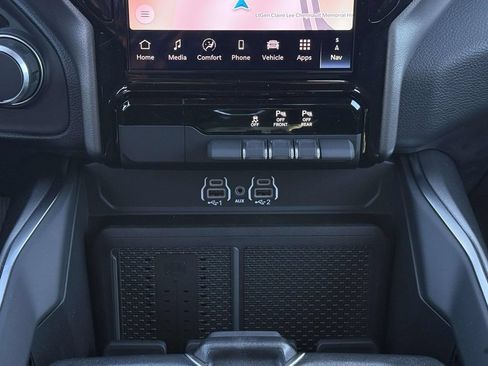 New 2026 RAM 1500 Big Horn AWD/4WD image 15