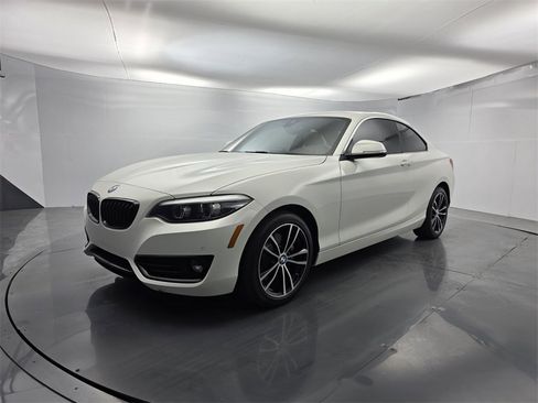 Used 2020 BMW 230i Coupe image 8