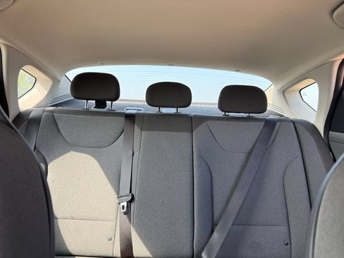 Used 2025 Kia K4 FWD image 33