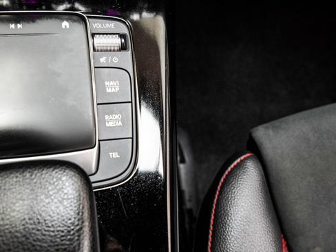 Used 2023 Mercedes-Benz CLA 250 w/ AMG Line image 26