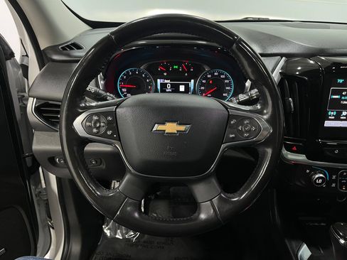 Used 2019 Chevrolet Traverse Premier w/ Driver Confidence II Package FWD image 22