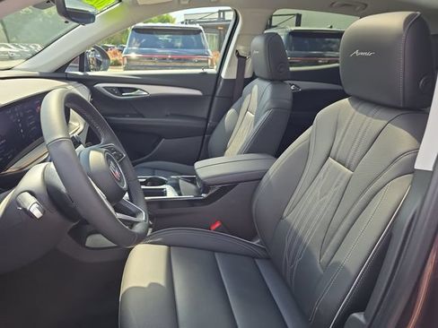 Used 2025 Buick Envision Avenir AWD/4WD image 5