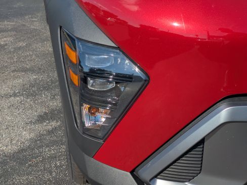 New 2025 Hyundai Kona SEL image 9