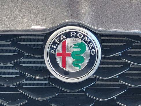 New 2025 Alfa Romeo Giulia w/ Veloce Package Rwd image 10