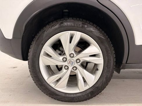 Used 2024 Buick Encore GX Preferred AWD/4WD image 7