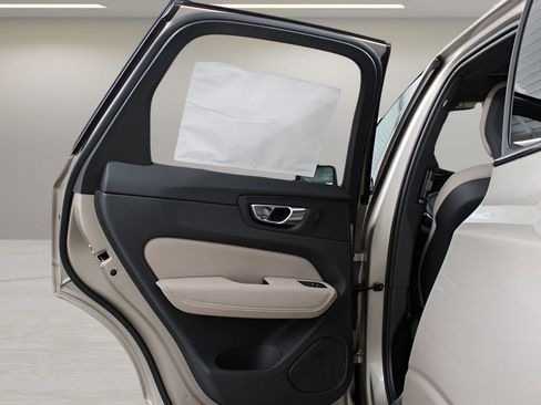 New 2026 Volvo XC60 B5 Plus w/ Protection Package Premier image 18