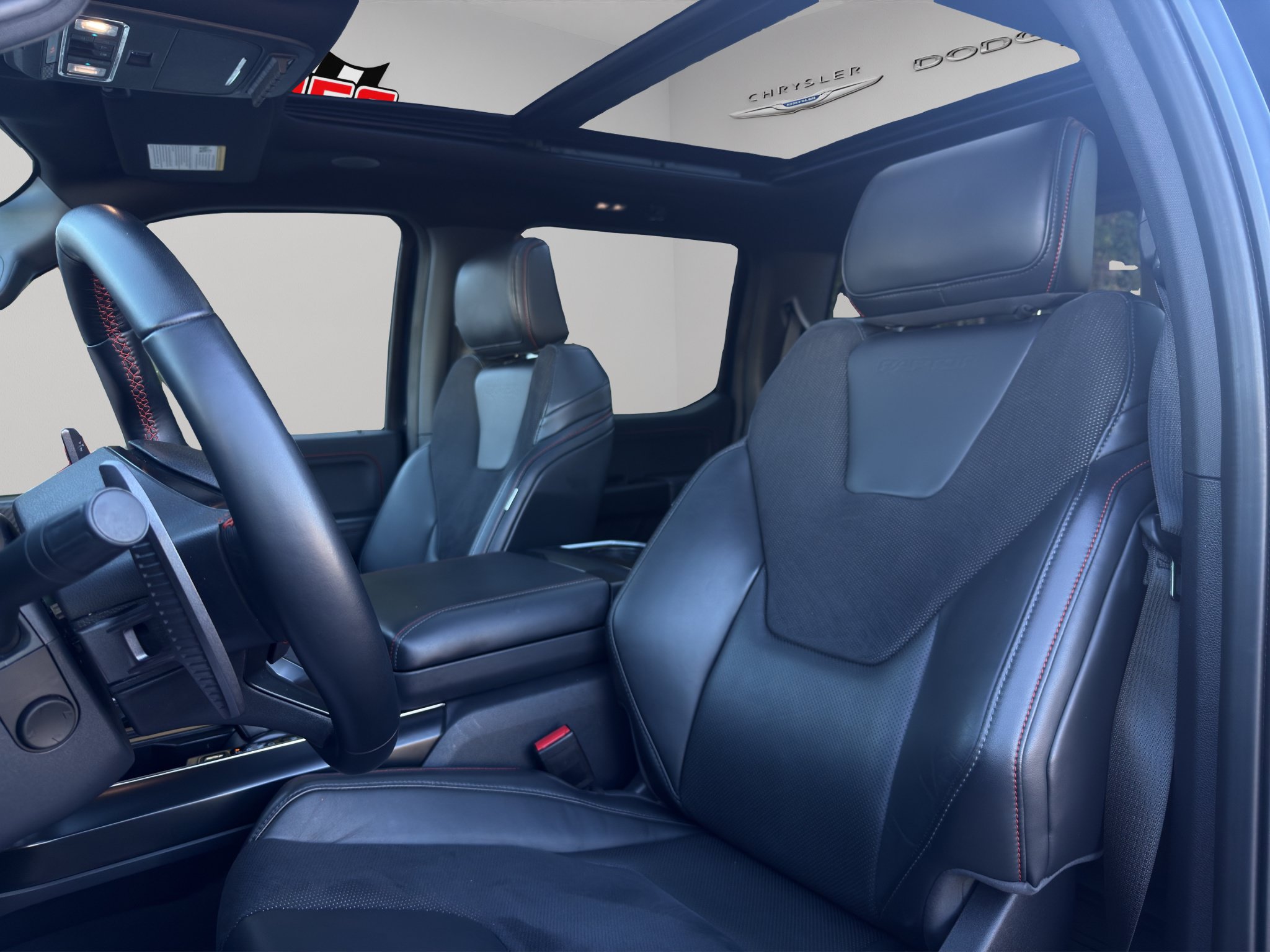 Used 2025 Ford F150 Raptor AWD/4WD image 5
